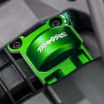 Traxxas X-Maxx Ultimate Green-X – nærbilde av grønt anodisert aluminiumsdiff-hus